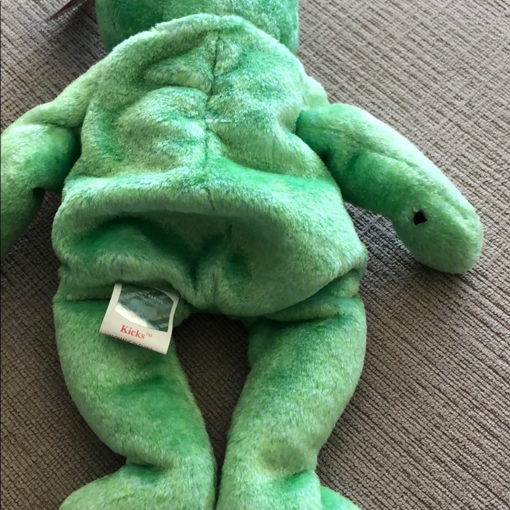 Kicks Ty Beanie Baby - Picture 4 of 5